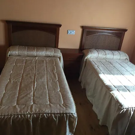 Casa Rural La Franca Сasa de vacaciones RIBADEDEVA